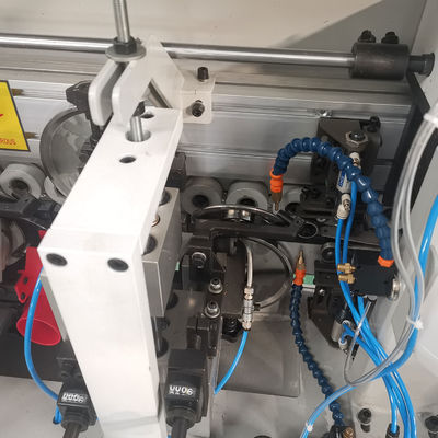 Building Material Shops Woodworking Compact Edge Bander with 5 Functions in 5.92kW Power