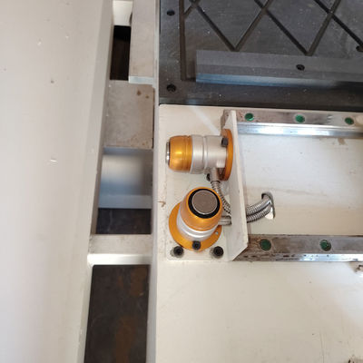 Customizable PDM780 Automatic CNC Drilling Milling Center with Eight Tool Libraries