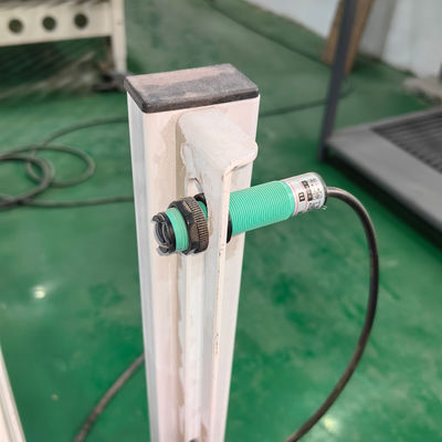 Actual Load 1500kg PDL01 3kw 380v/50hz Hydraulic Electric Lifting Table with Roller Device