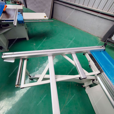 3200*425mm Sliding Table Length * Width F45N Woodworking CNC Precision Saw 45 Degree