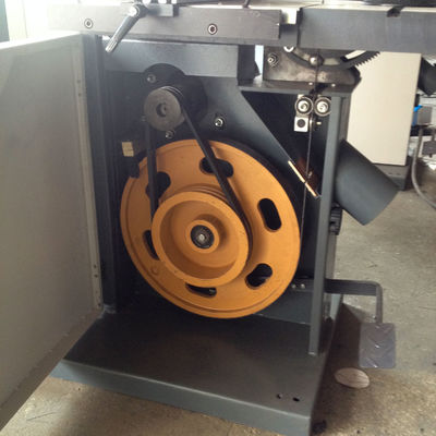Wood Cutting Vertical Band Saw Machine with Customization 380V220V Voltage and Support