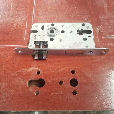Fully automatic CNC locking machine for double head locking Door lock hinge