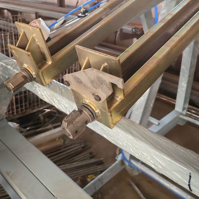 30 Working Table MY2500B-30 Good-Selling Hydraulic Pneumatic Wood Panel Clamp Carrier Wood Composer Machine