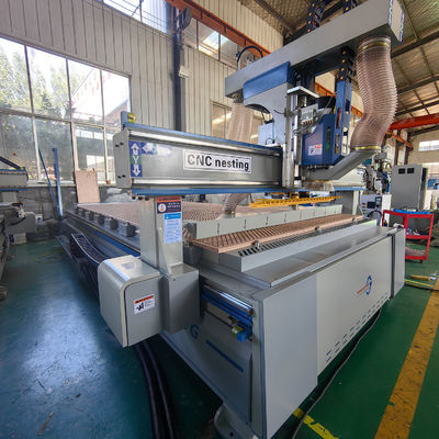Fully Automatic Woodworking Cutting Machine Panel Furniture Carving Machine PK2040 ATC