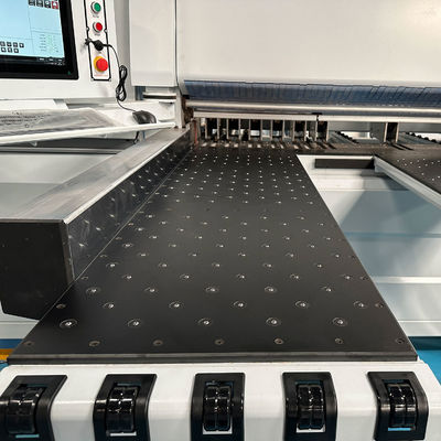 Custom Voltage CNC Wood Cutting Machine with Industrial Precision and 4500 KG Weight