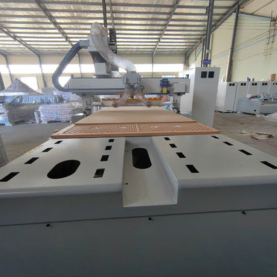 Woodworking CNC Router Machine with Linear Auto Tool Changer and High Durability