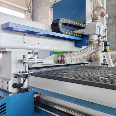 High Precision 4 Axis 3 Axis CNC Router for Wood Carving Taiwan Hiwin Square Guide Rail