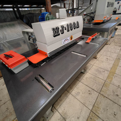 Woodworking Single Rip Saw 50.8mm Saw Blade Diameter Straight Line Cut Woodworking Machine