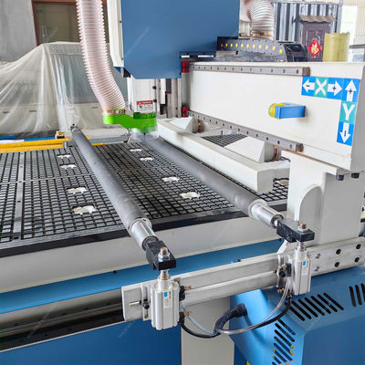 Versatile 3 Axis CNC Engraving and Milling Machine with Taiwan Hiwin Square Guide Rail