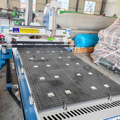 1700KG Weight Wood Carving CNC Router with Horizontal Boring and Drilling Functions
