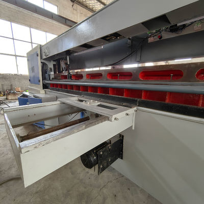 Electric Woodworking Veneer Clippers Machine MJB318 4600*1380*1900mm Working Size