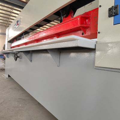 Electric Woodworking Veneer Clippers Machine MJB318 4600*1380*1900mm Working Size