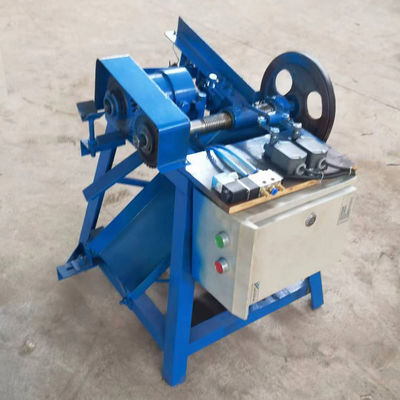 Wooden stick threading machine with customized mini wood broom stick screwing function