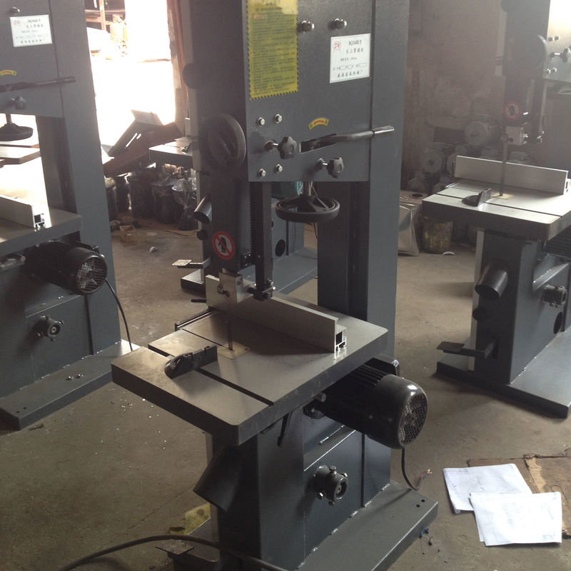 Industrial Electric Vertical Band Saw Machine for Woodworking MJ345E in Garment Shops