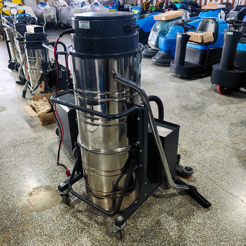 High Power Suction Vacuum Cleaner for Iron and Wood Shavings in Machinery Repair Shops
